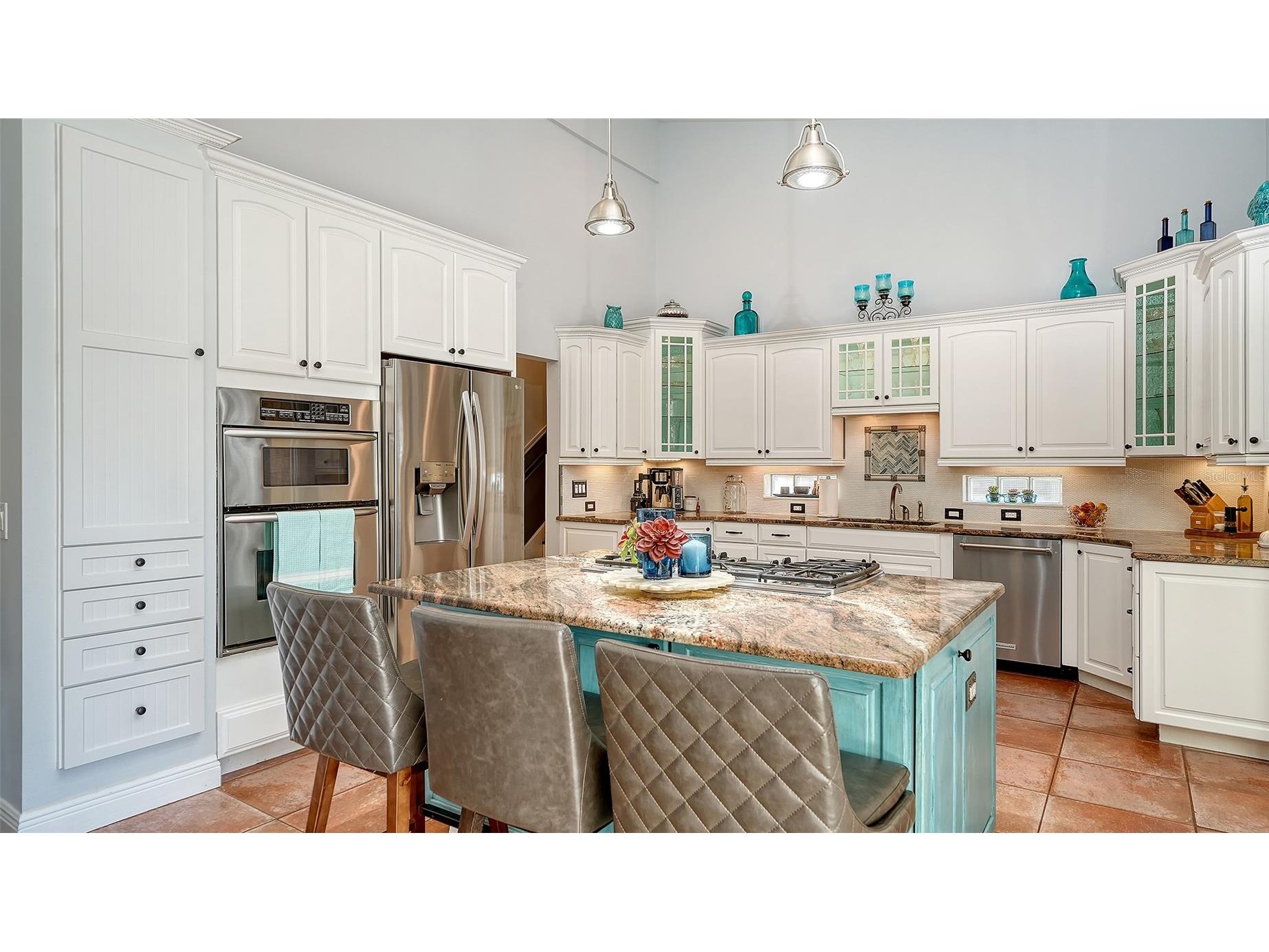 2098 Palm View Road Sarasota FL 34240 A4680898 image18