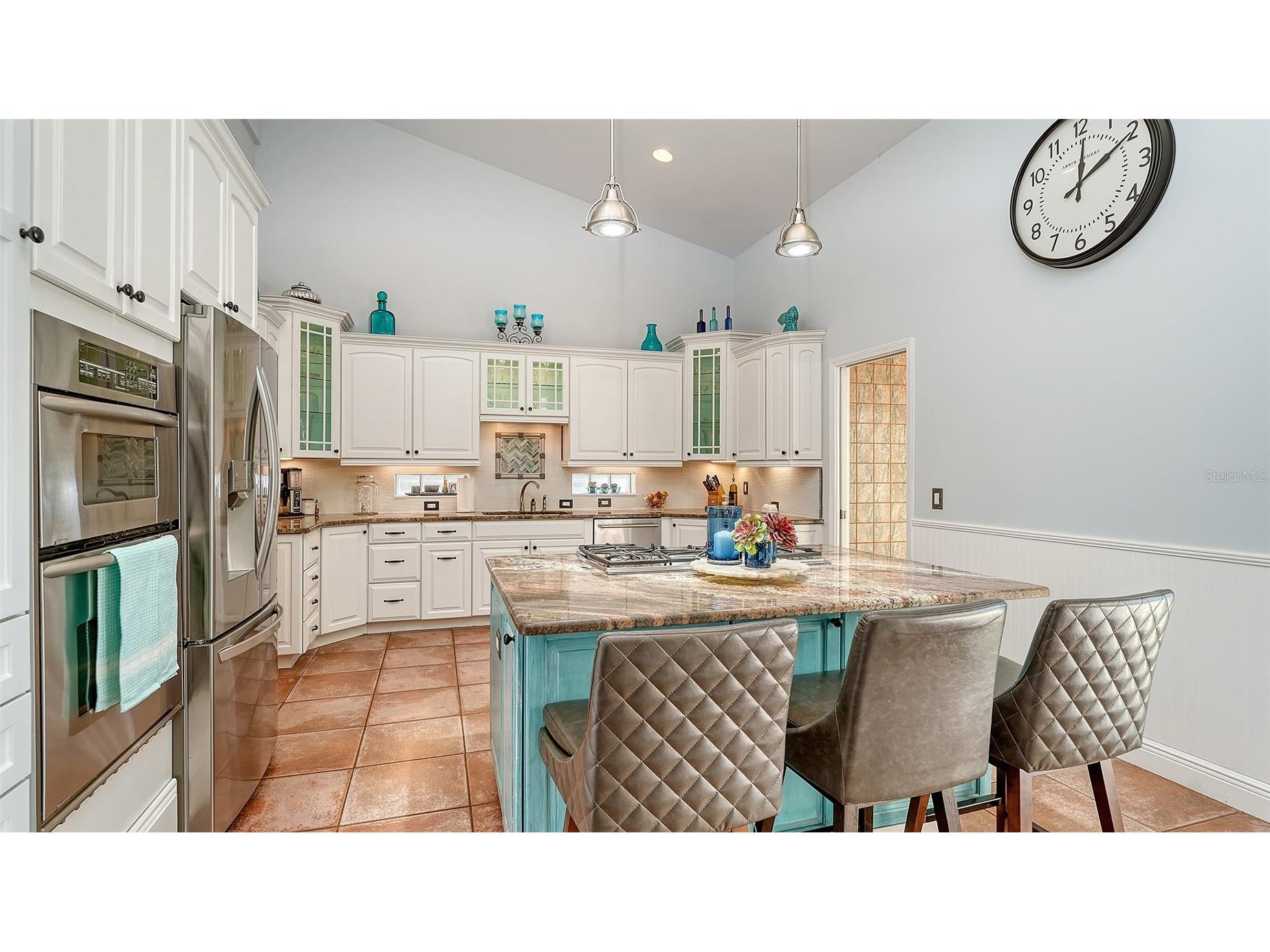 2098 Palm View Road Sarasota FL 34240 A4680898 image19