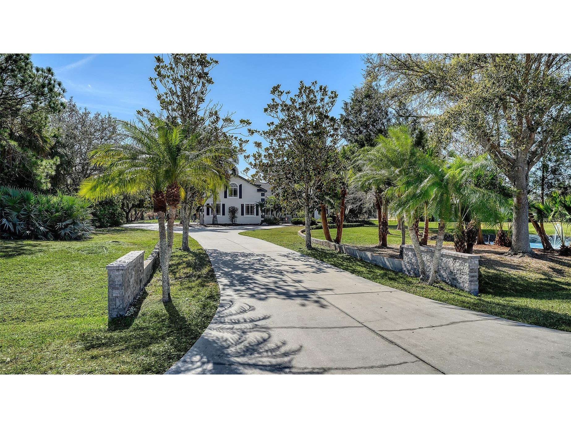 2098 Palm View Road Sarasota FL 34240 A4680898 image3