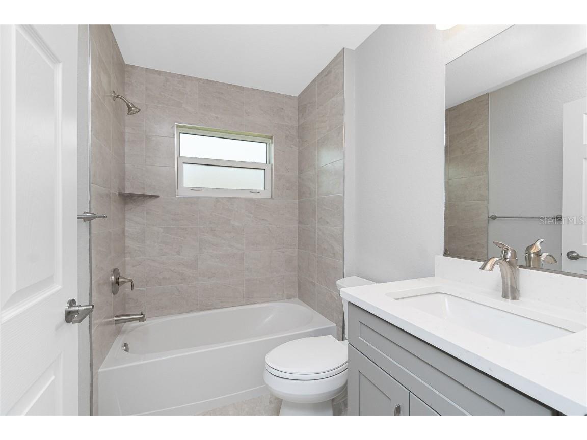 2098 Wheeling Avenue North Port FL 34288 C7517705 image19