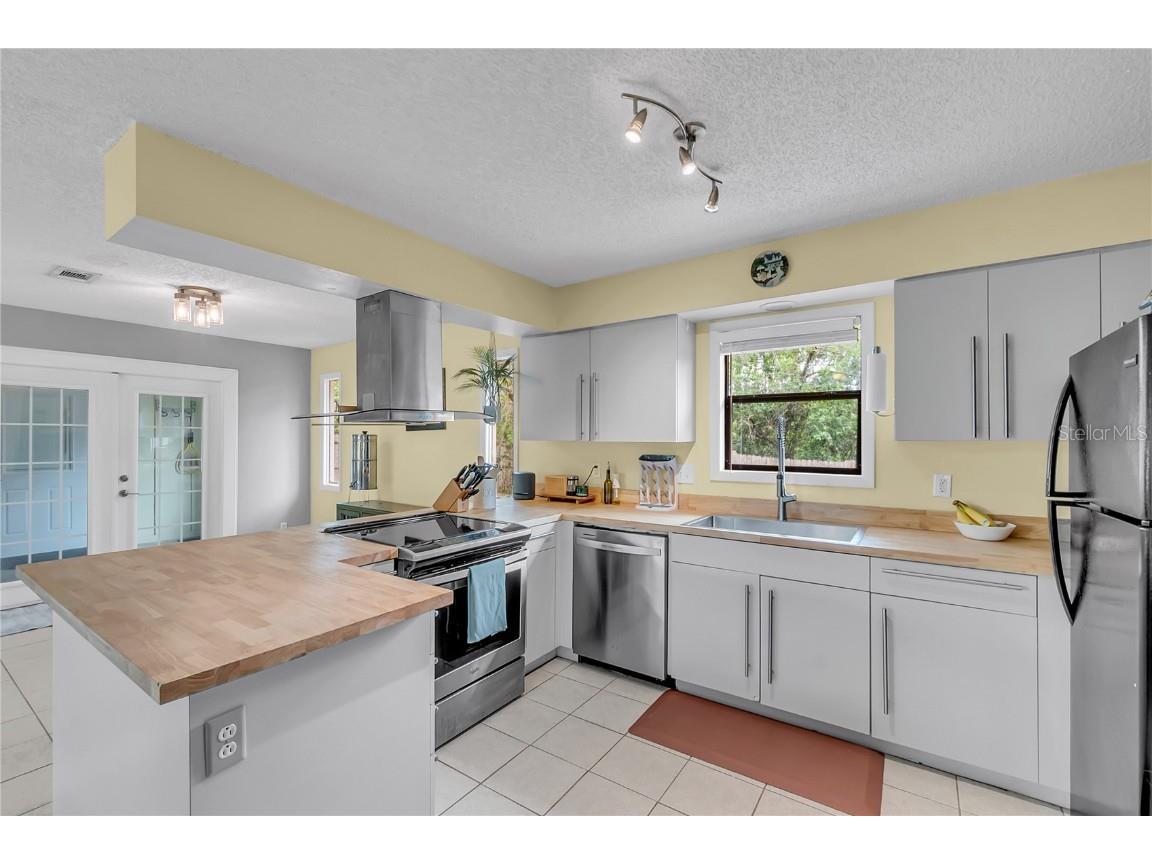 2099 Newmark Drive Deltona FL 32738 O6335841 image6