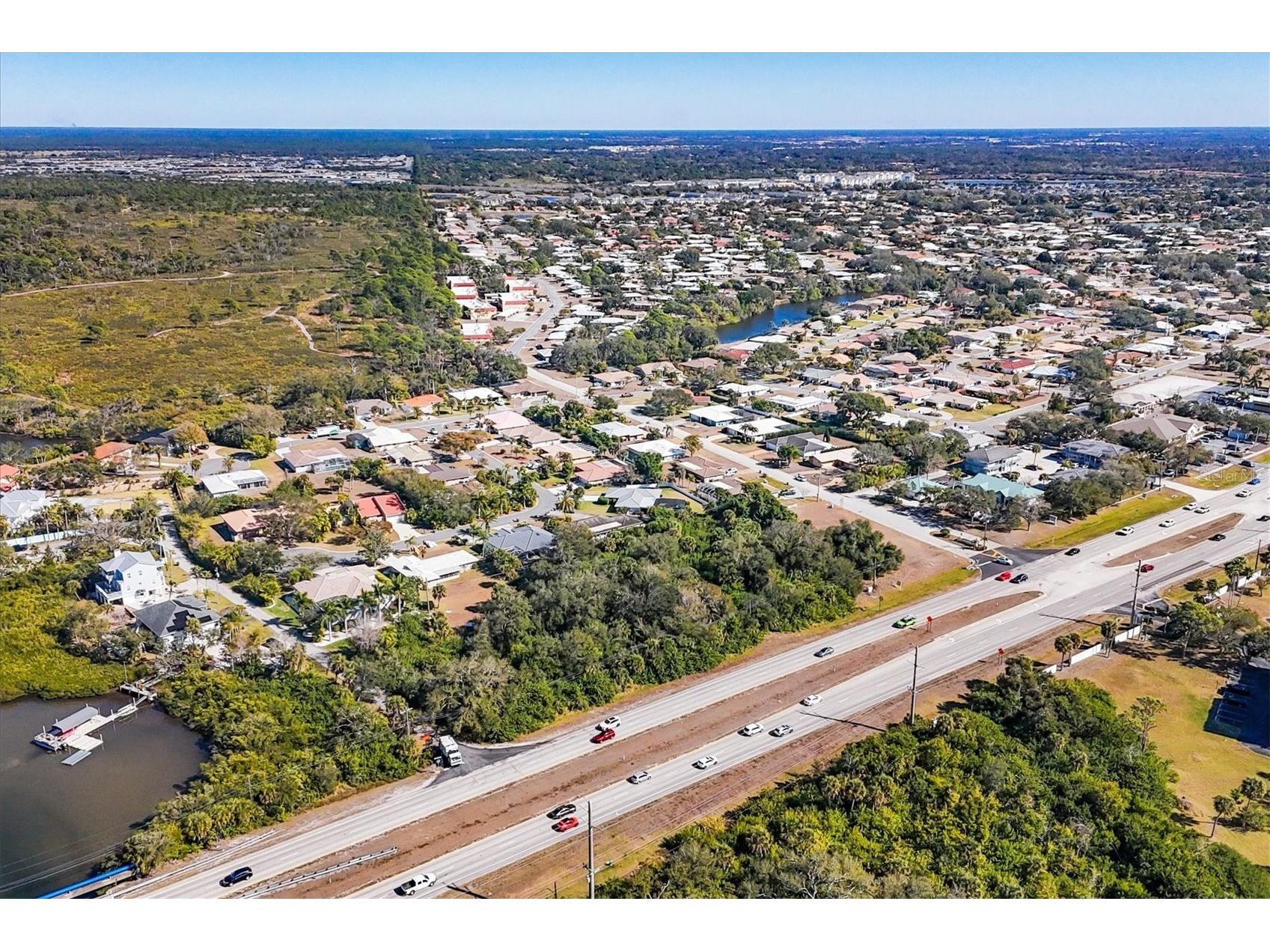 2099 S Tamiami Trail N Osprey FL 34229 A4677866 image13