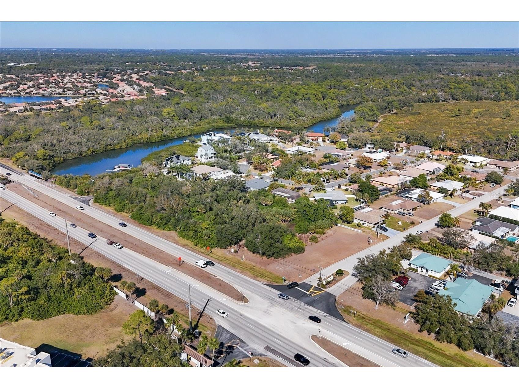 2099 S Tamiami Trail N Osprey FL 34229 A4677866 image4