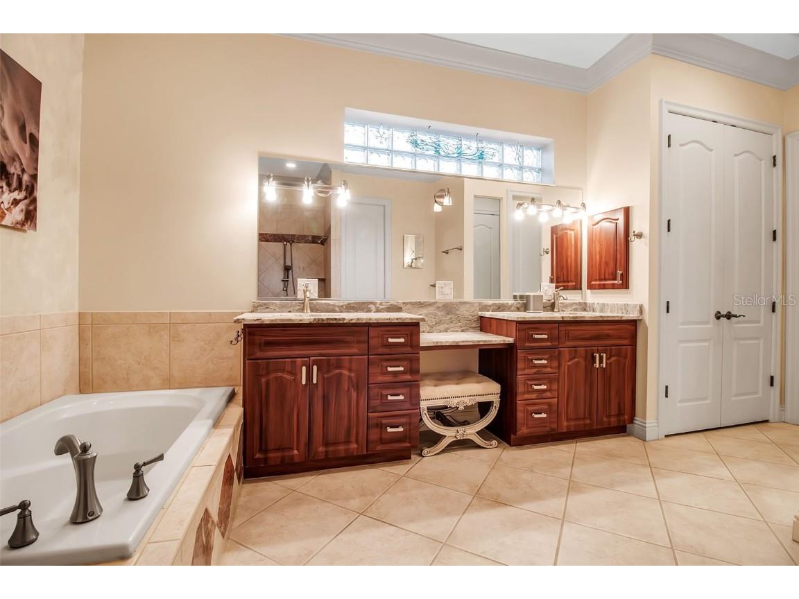 21 Bayhead Lane Osprey FL 34229 A4664085 image30