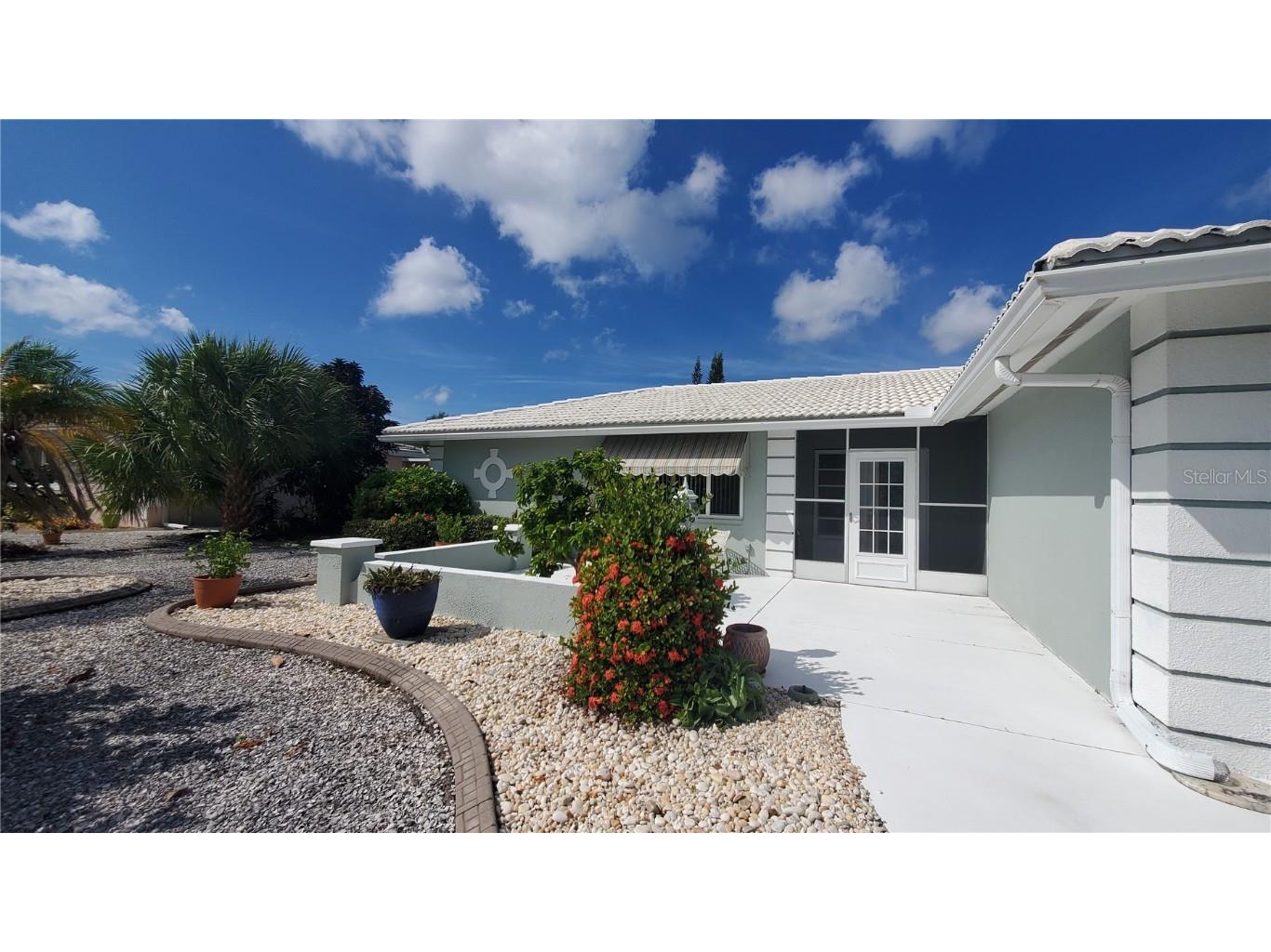 21 Brentwood Lane Englewood FL 34223 D6124797 image1