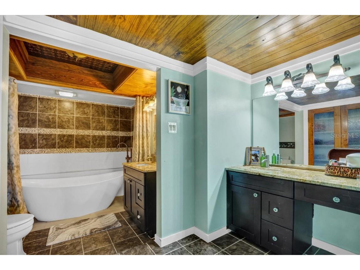 21 Casarena Court Winter Haven FL 33881 - LAKE CANNON L4956453 image25