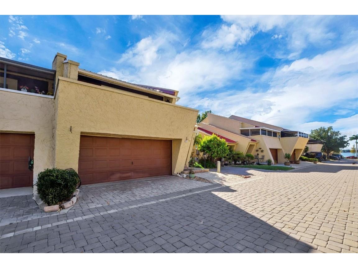 21 Casarena Court Winter Haven FL 33881 - LAKE CANNON L4956453 image3