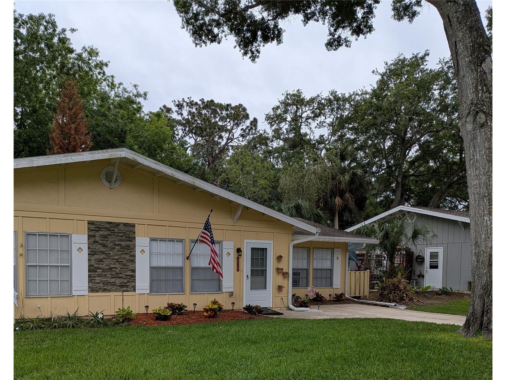 21 Country Club Drive #A New Smyrna Beach FL 32168 V4948680 image1