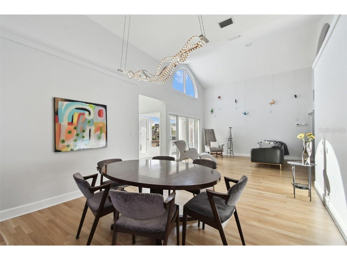 21 Crescent Place S Saint Petersburg FL 33711 TB8447433 image11