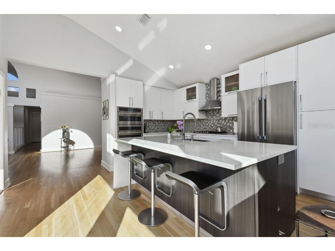 21 Crescent Place S Saint Petersburg FL 33711 TB8447433 image14