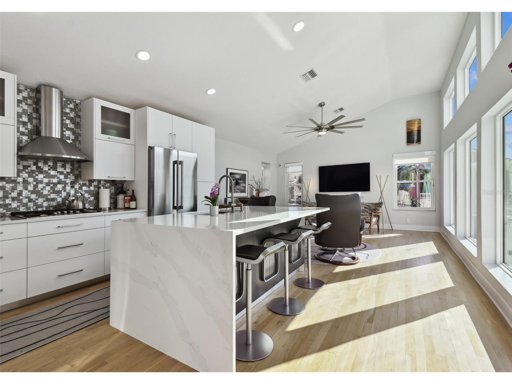 21 Crescent Place S Saint Petersburg FL 33711 TB8475820 image12