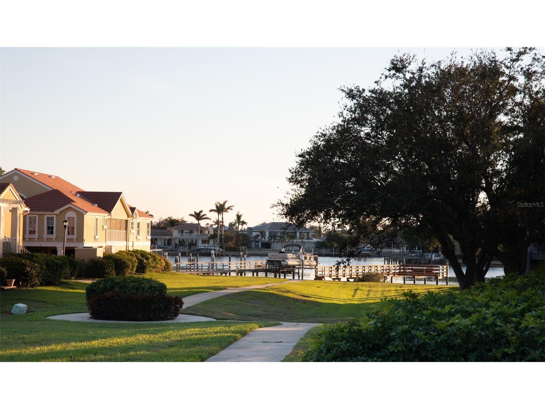 21 Crescent Place S Saint Petersburg FL 33711 TB8475820 image41