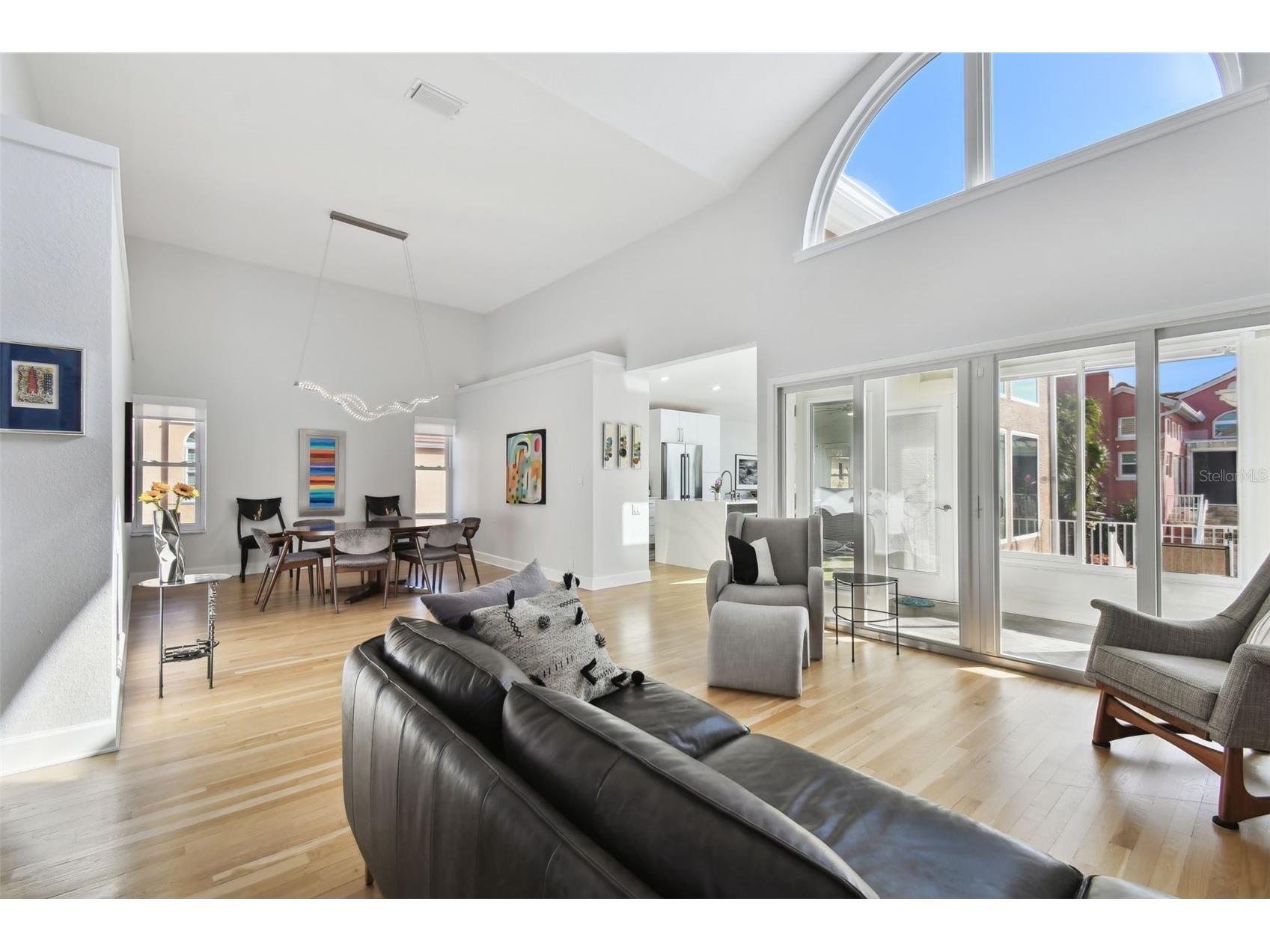 21 Crescent Place S Saint Petersburg FL 33711 TB8475820 image9