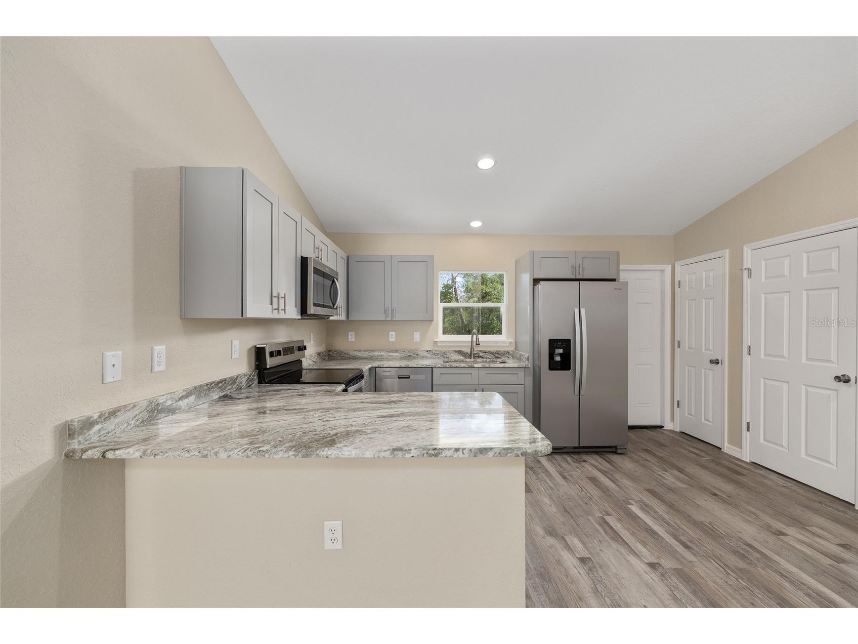 21 Fisher Place Ocklawaha FL 32179 OM720794 image11