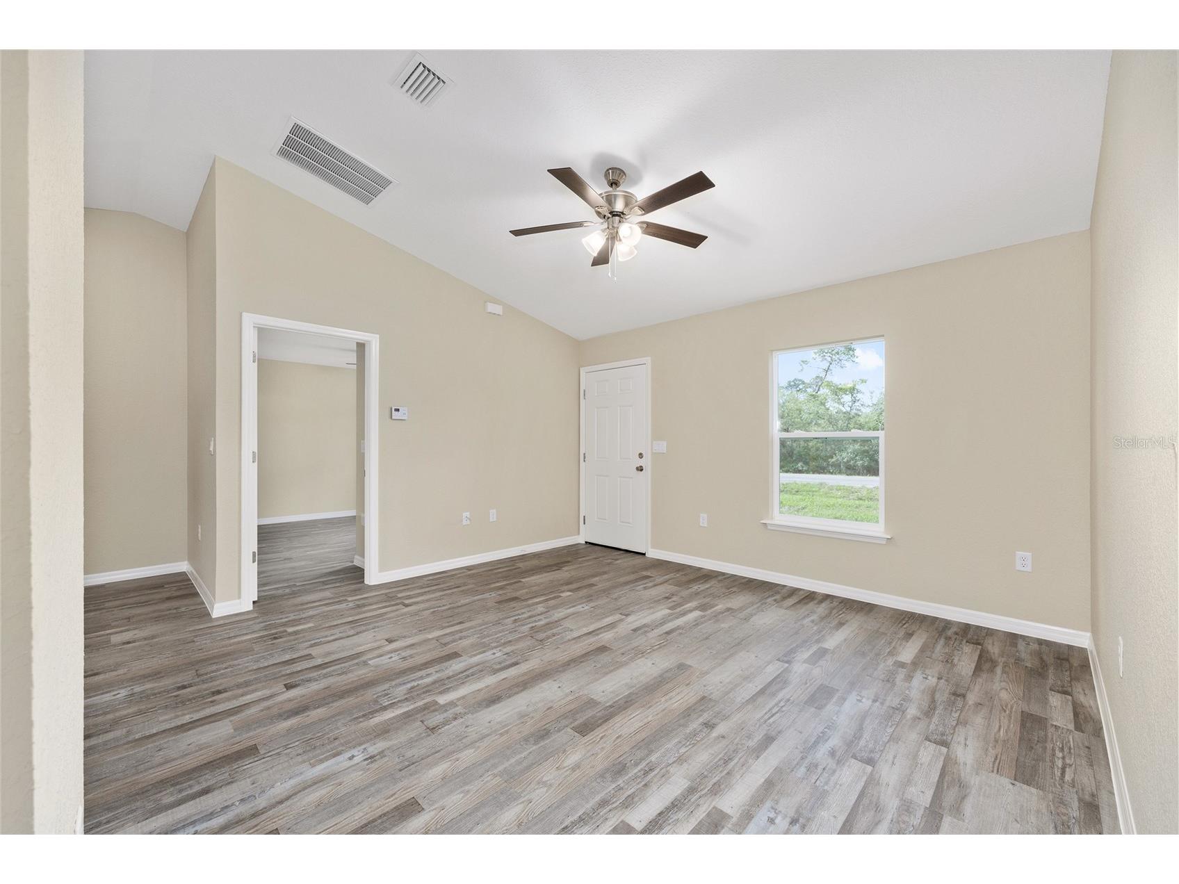 21 Fisher Place Ocklawaha FL 32179 OM720794 image12