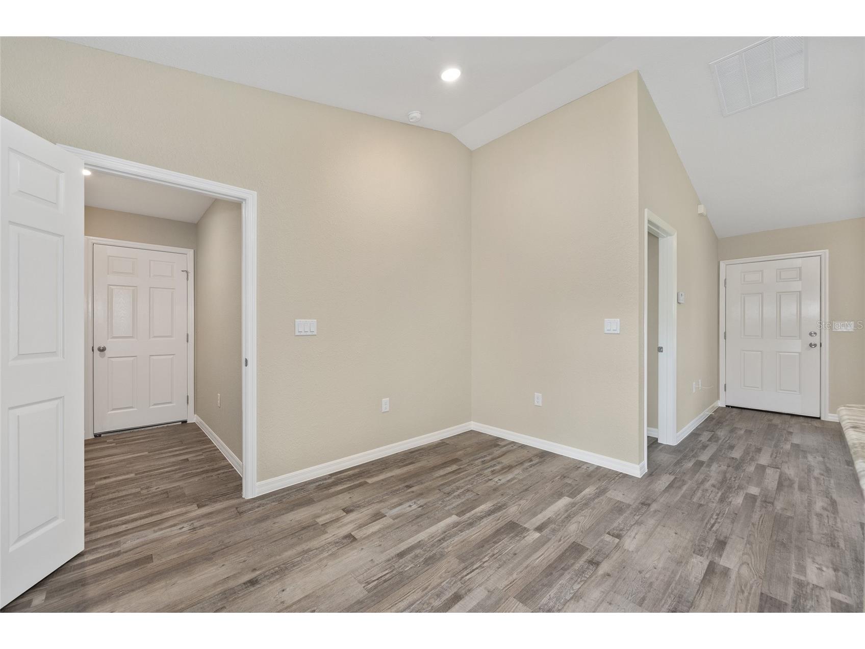 21 Fisher Place Ocklawaha FL 32179 OM720794 image15