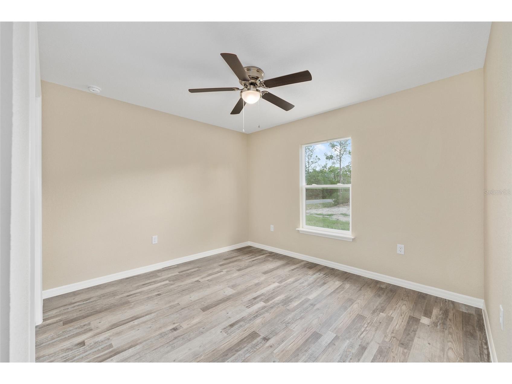 21 Fisher Place Ocklawaha FL 32179 OM720794 image24