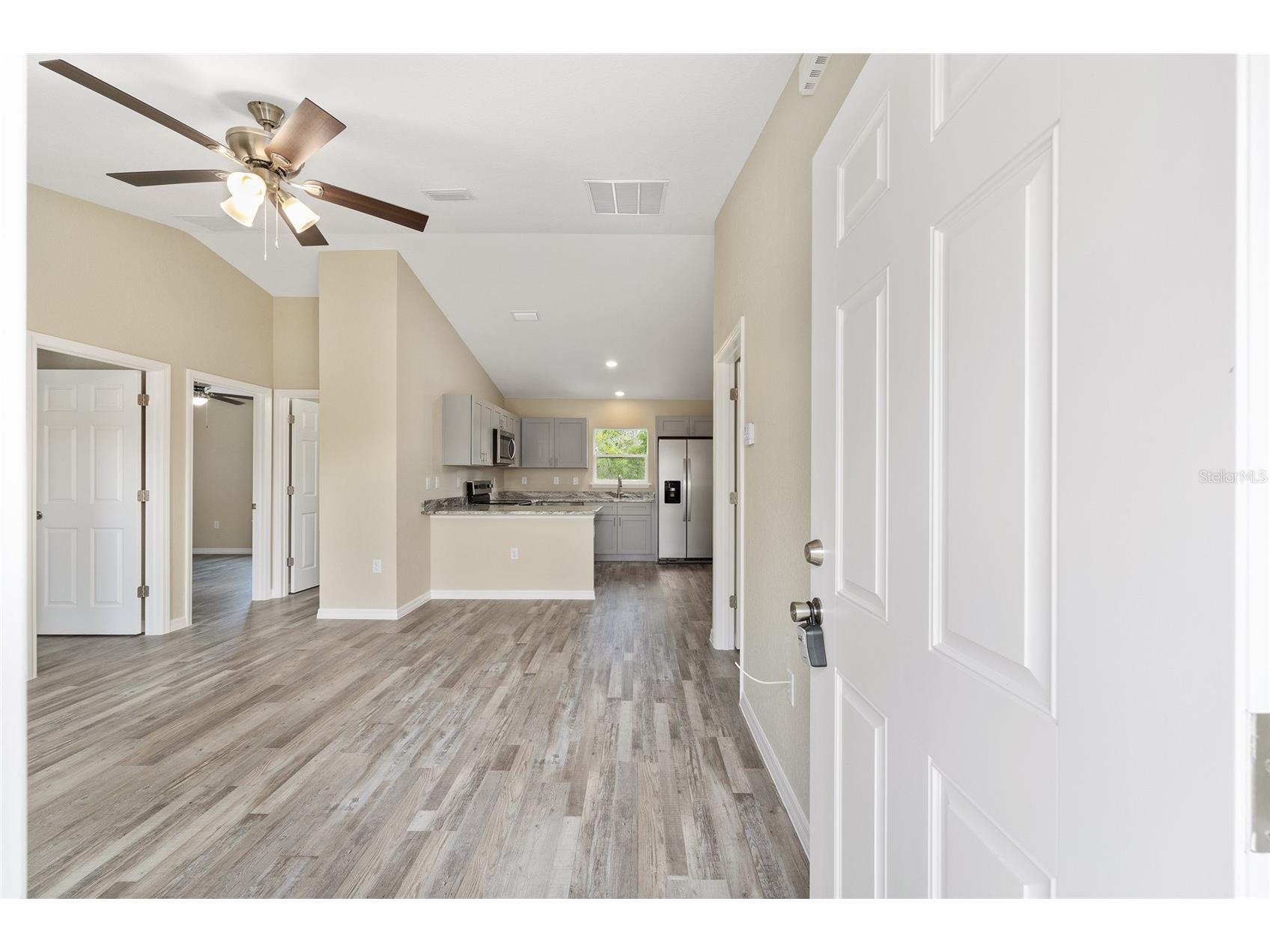 21 Fisher Place Ocklawaha FL 32179 OM720794 image6