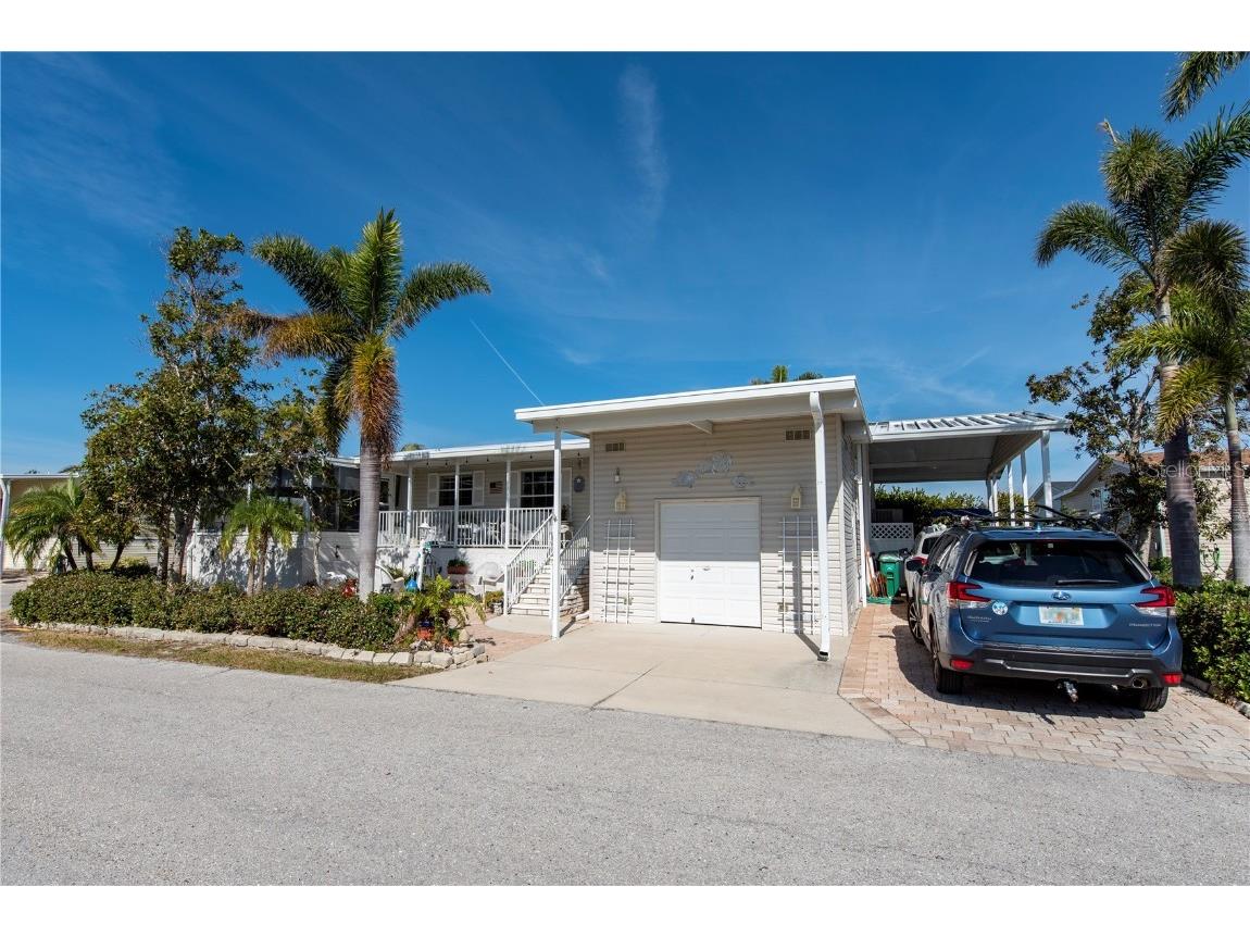 21 Freeman Avenue Punta Gorda FL 33950 C7470528 image1