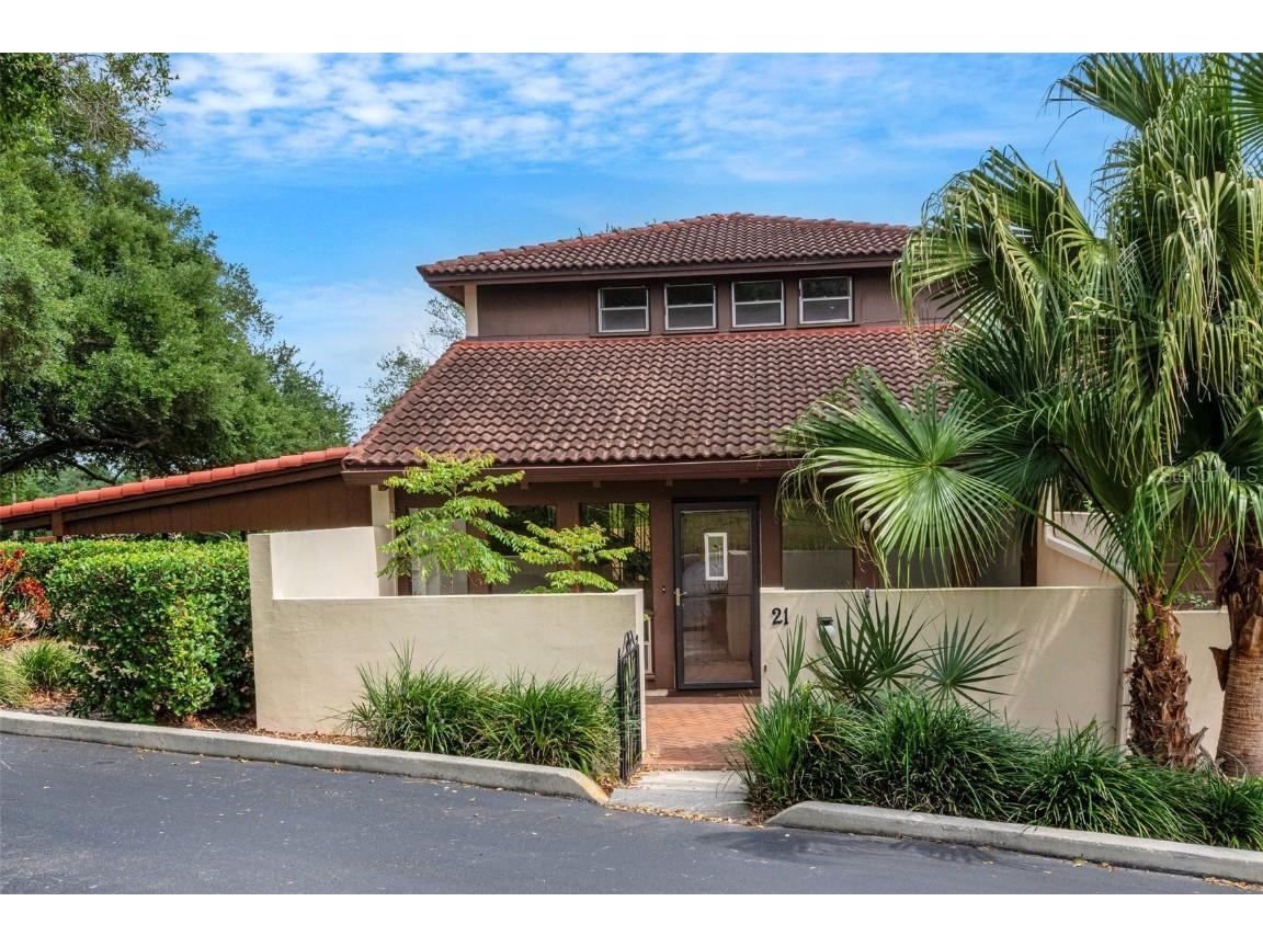 21 Loma Alta #21 Lakeland FL 33813 - Scott Lake A4608323 image1