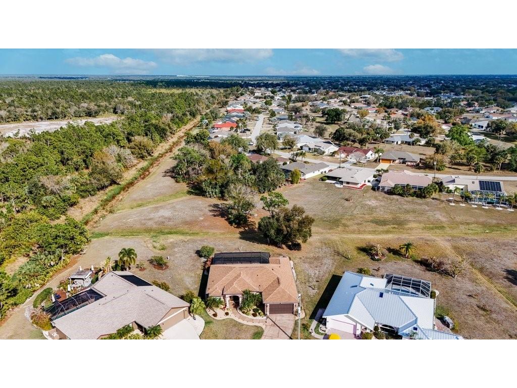 21 Manizaks Avenue Punta Gorda FL 33983 C7522843 image3