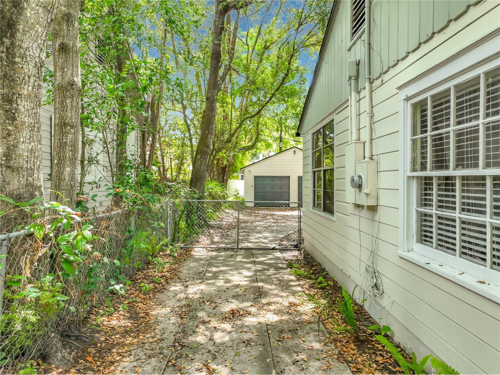 21 N Mills Avenue Orlando FL 32801 O6411181 image40