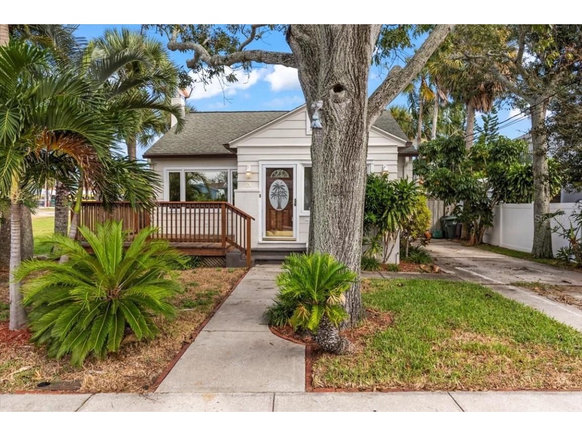 21 S Halifax Avenue Daytona Beach FL 32118 V4945540 image1