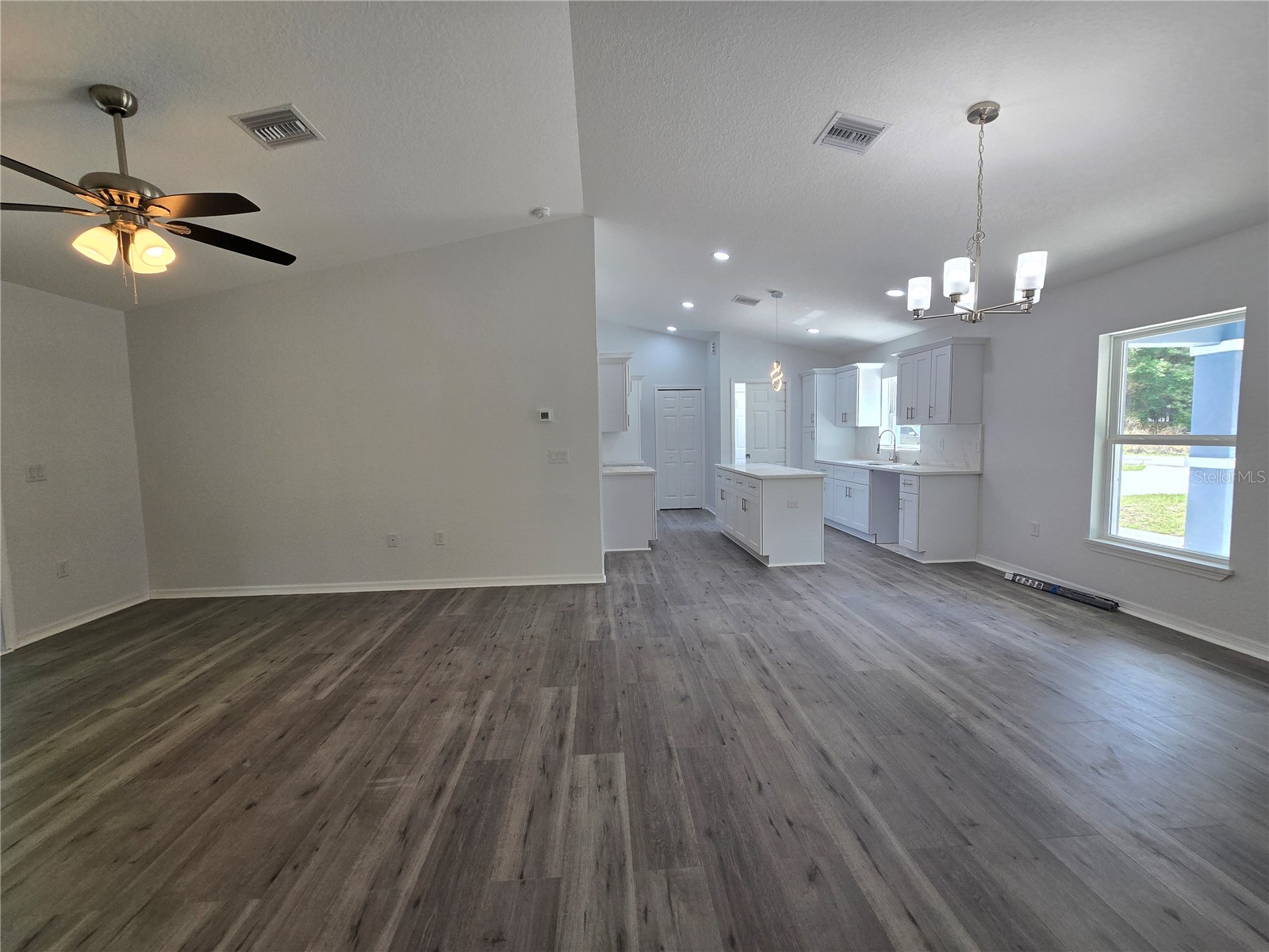 21 Sequoia Drive Crse Ocklawaha FL 32179 OM716786 image38