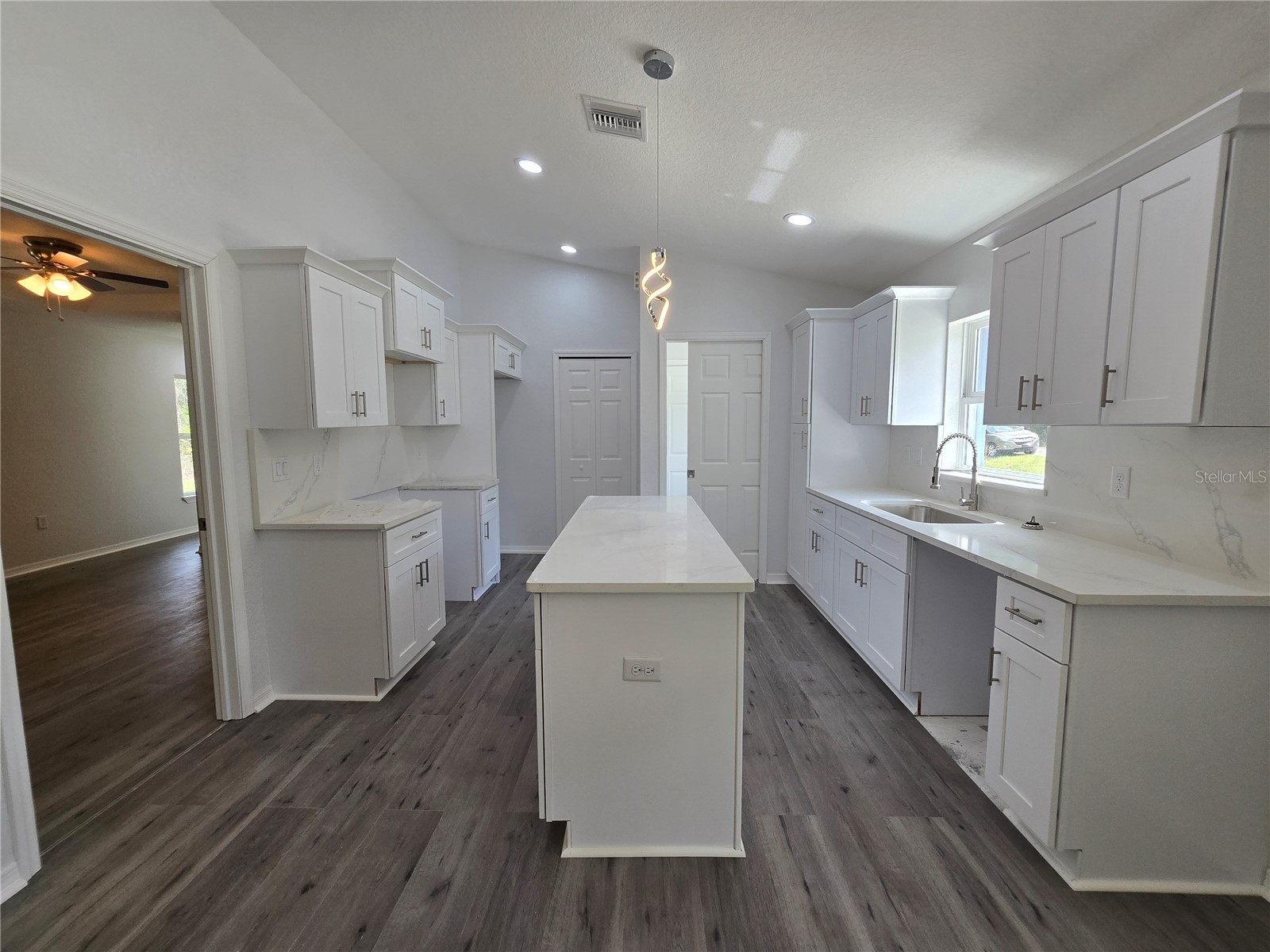 21 Sequoia Drive Crse Ocklawaha FL 32179 OM716786 image39