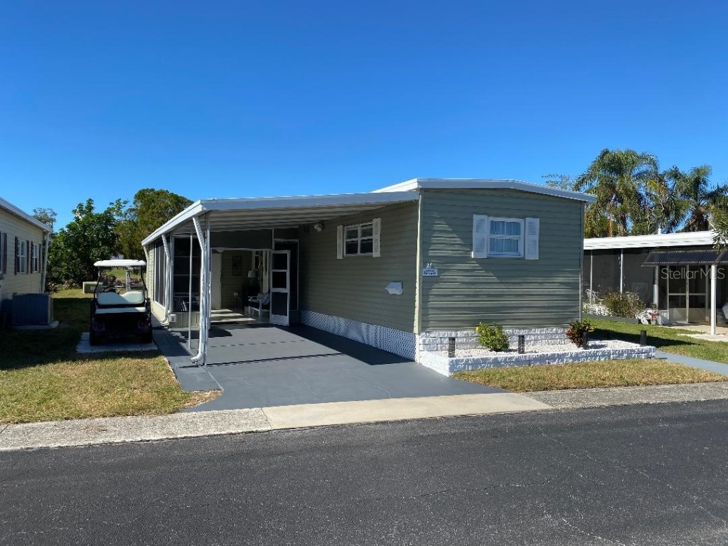 21 Thatch Palm Street E Largo FL 33770 TB8329698 image1