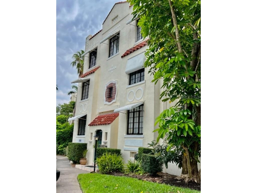 210 17th Street NW #37 Bradenton FL 34205 A4567556 image1