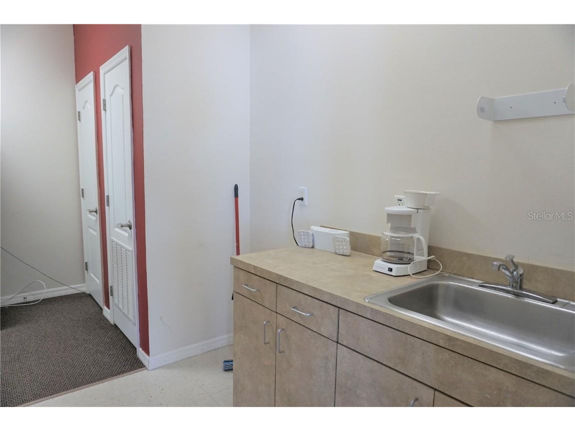 210-212 Crystal Grove Boulevard Lutz FL 33548 T3520079 image42