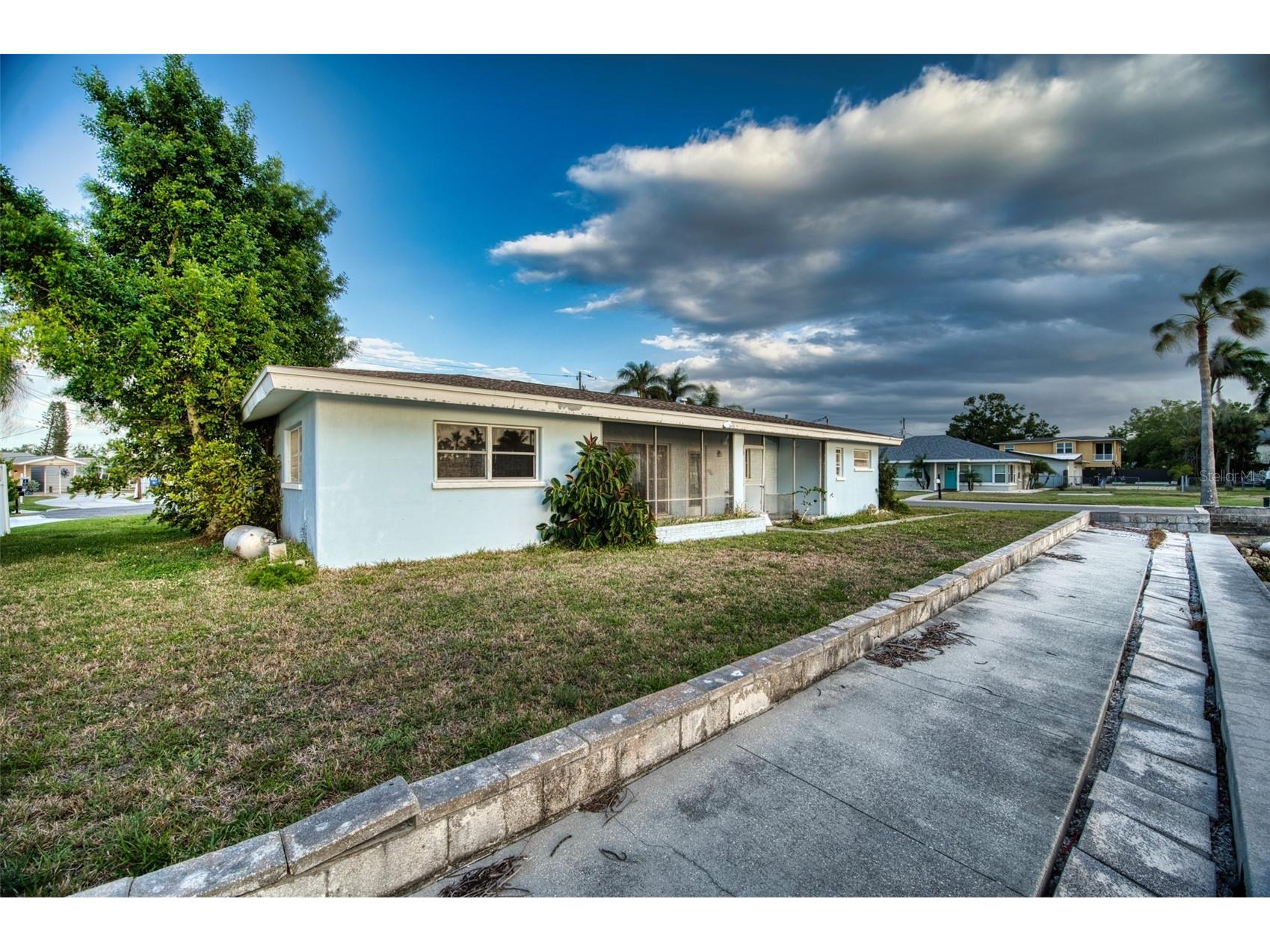 210 21st Street NE Bradenton FL 34208 - MANATEE RIVER A4688694 image17