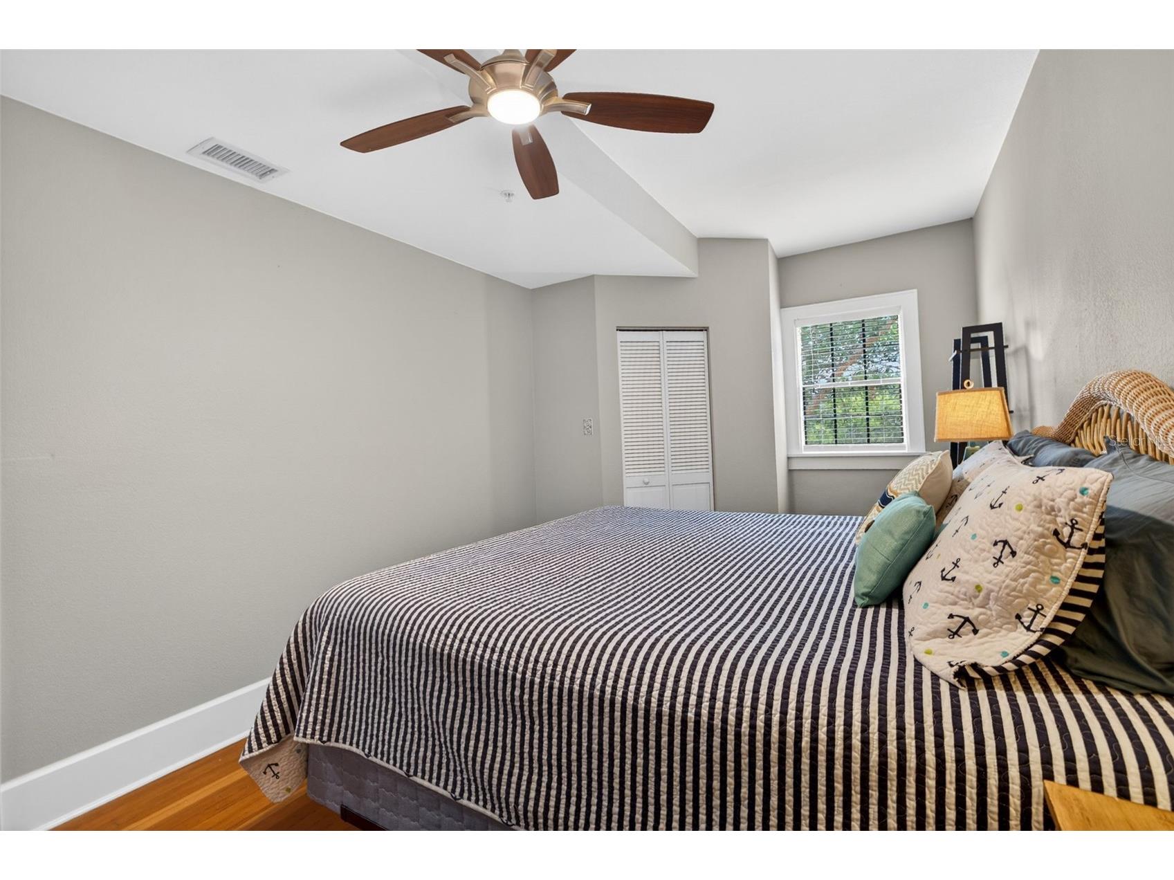 210 22nd Avenue NE #12 Saint Petersburg FL 33704 TB8508559 image20