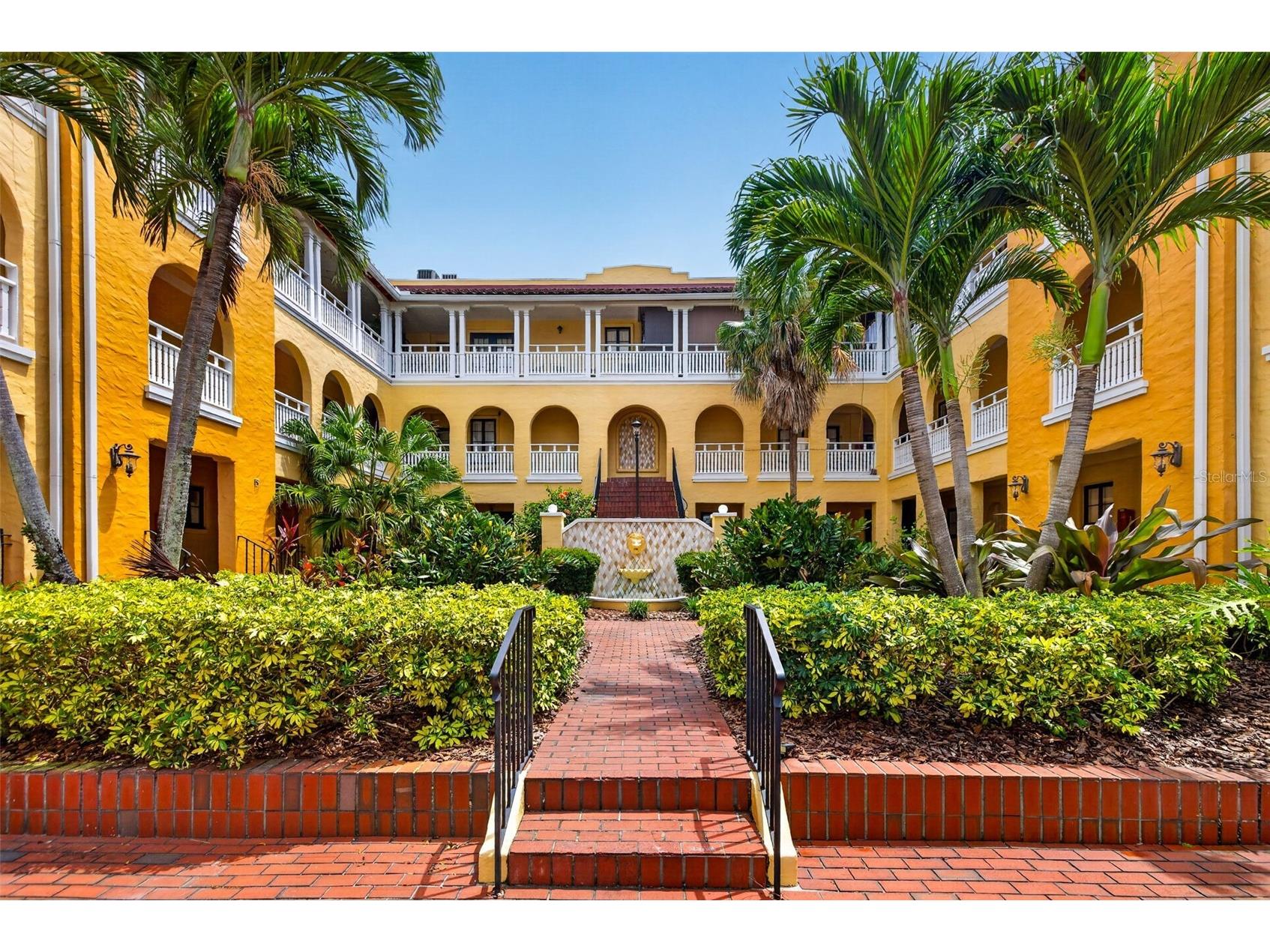 210 22nd Avenue NE #12 Saint Petersburg FL 33704 TB8508559 image3