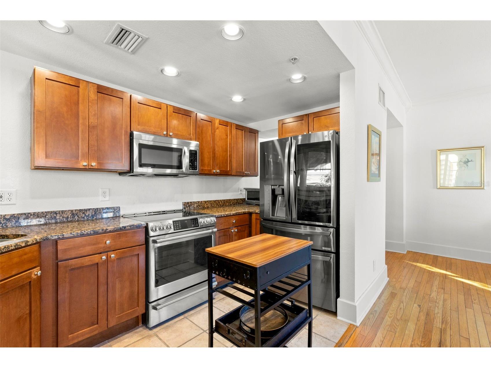 210 22nd Avenue NE #15 Saint Petersburg FL 33704 TB8466730 image10