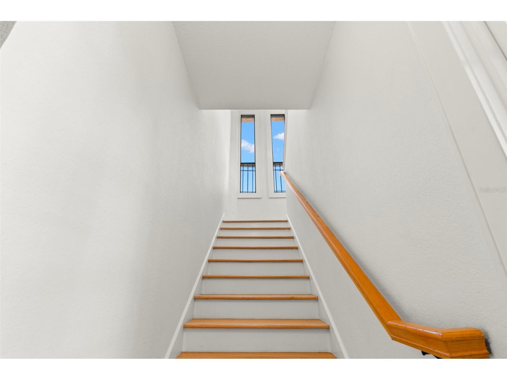 210 22nd Avenue NE #15 Saint Petersburg FL 33704 TB8466730 image15