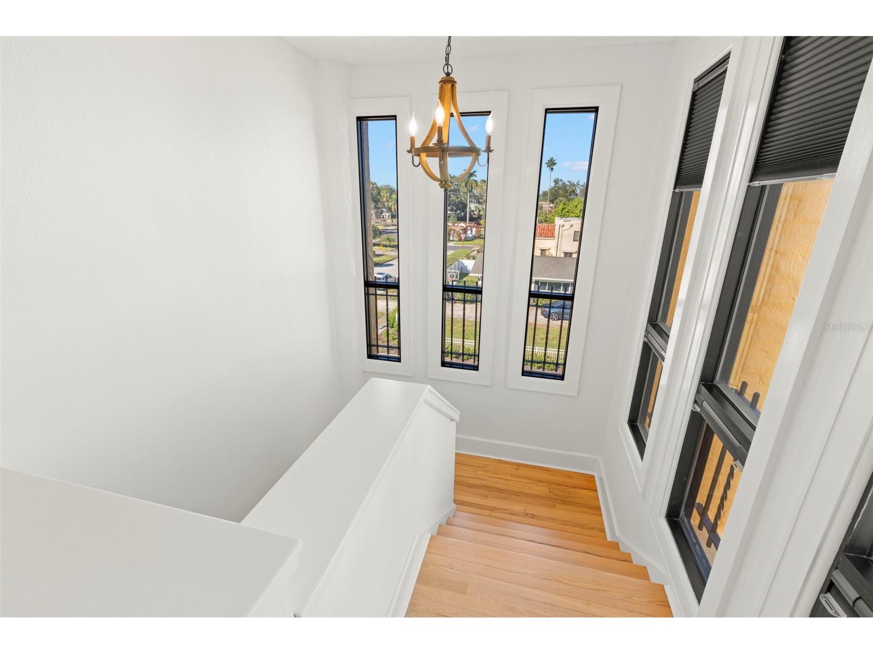 210 22nd Avenue NE #15 Saint Petersburg FL 33704 TB8466730 image16
