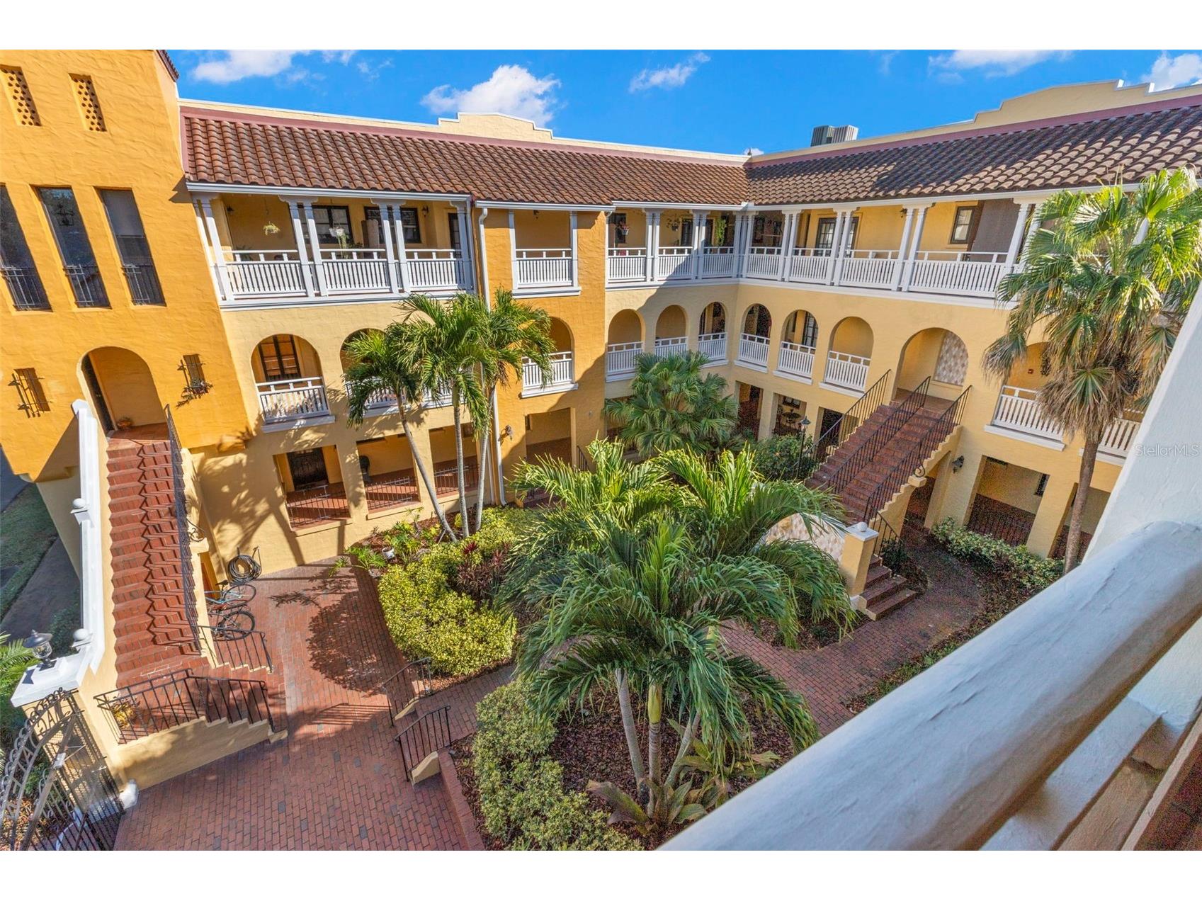 210 22nd Avenue NE #15 Saint Petersburg FL 33704 TB8466730 image19