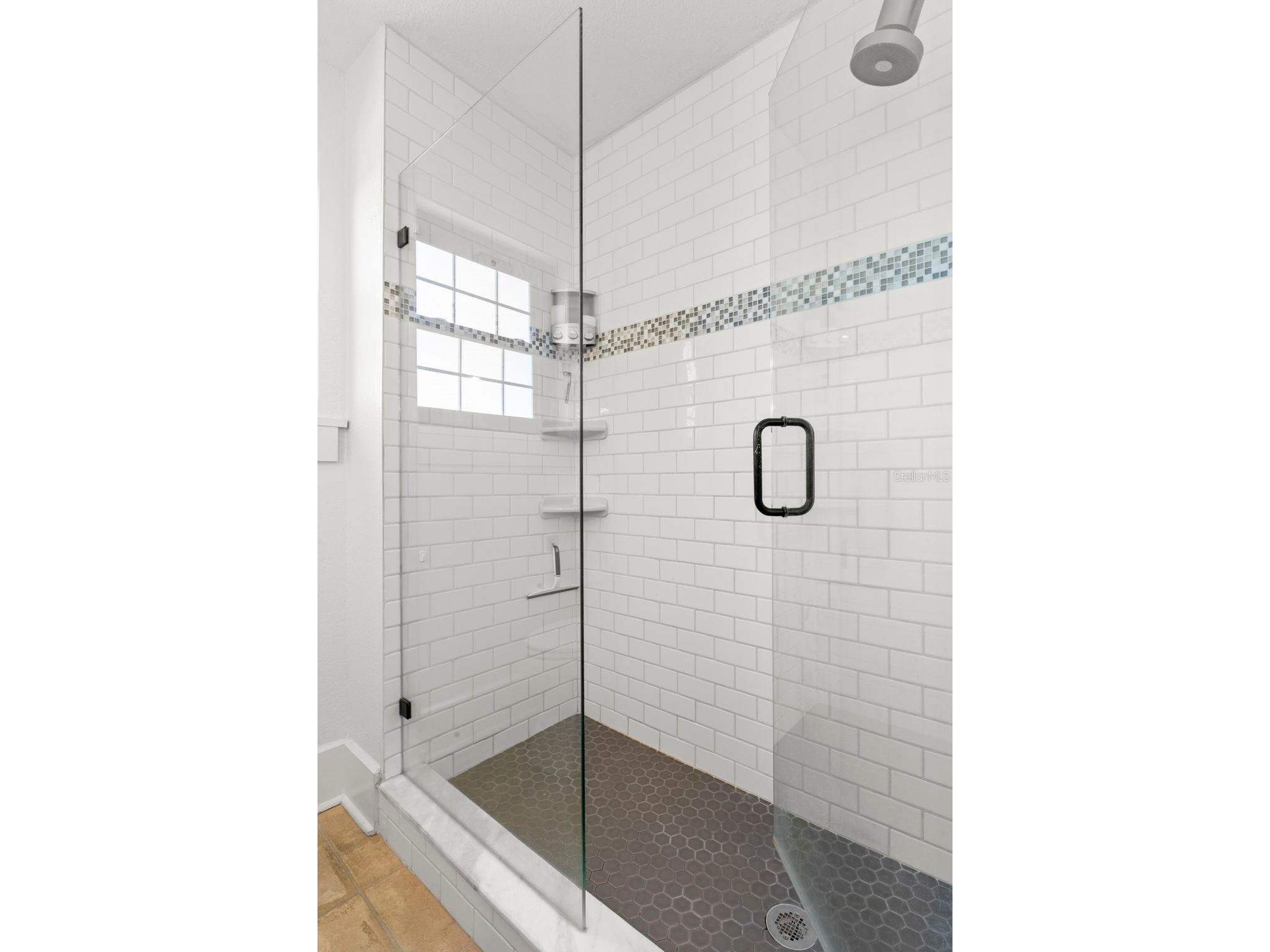 210 22nd Avenue NE #15 Saint Petersburg FL 33704 TB8466730 image24