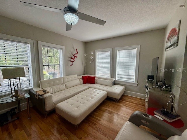 210 22nd Avenue NE #2 Saint Petersburg FL 33704 TB8435507 image4