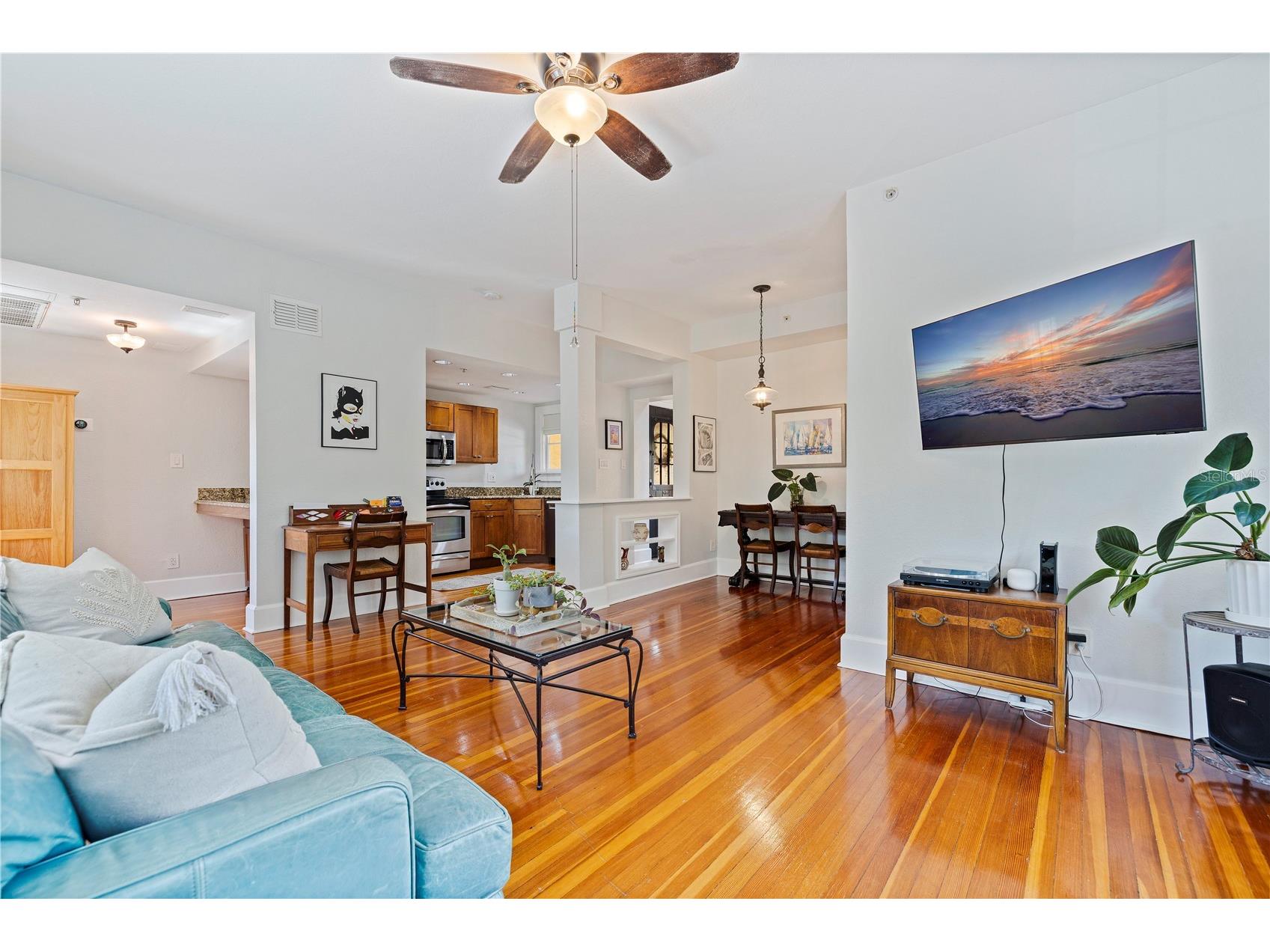 210 22nd Avenue NE #6 Saint Petersburg FL 33704 TB8508843 image14