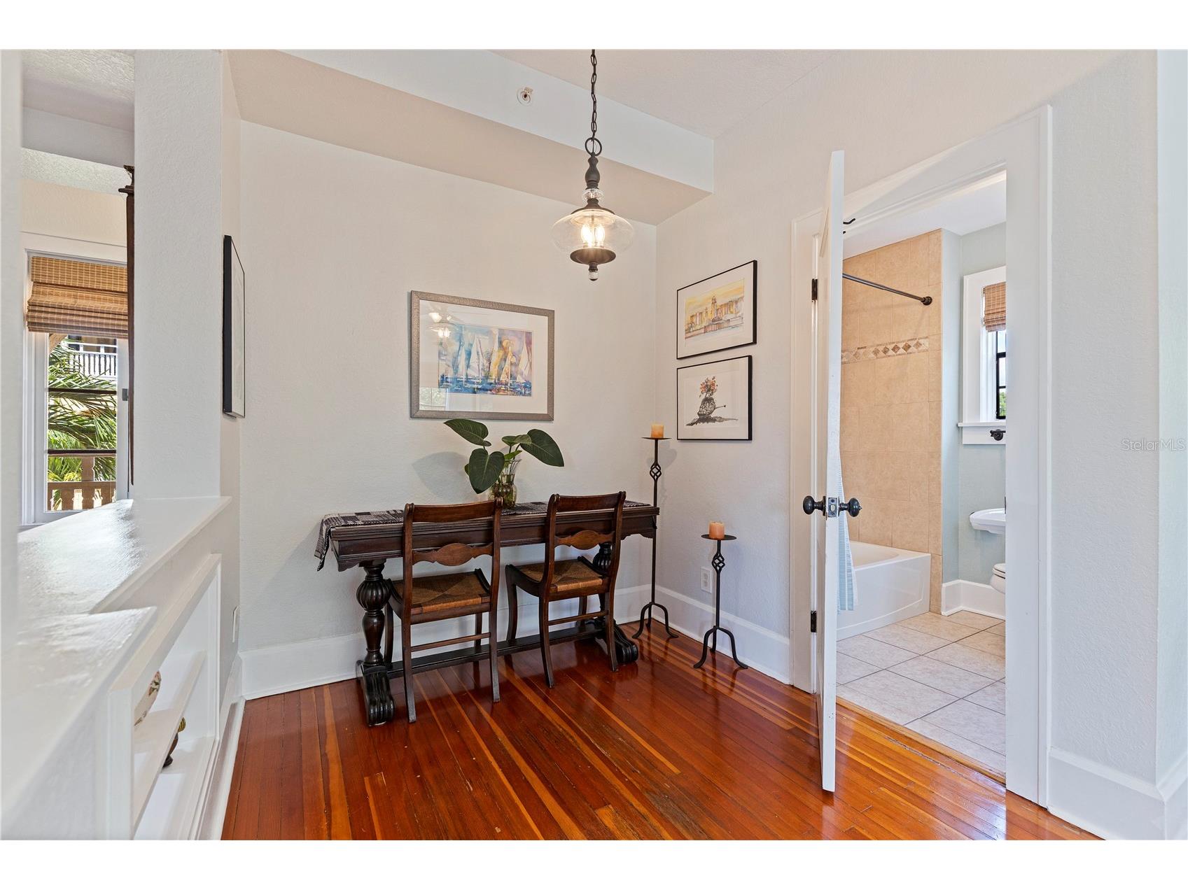 210 22nd Avenue NE #6 Saint Petersburg FL 33704 TB8508843 image20