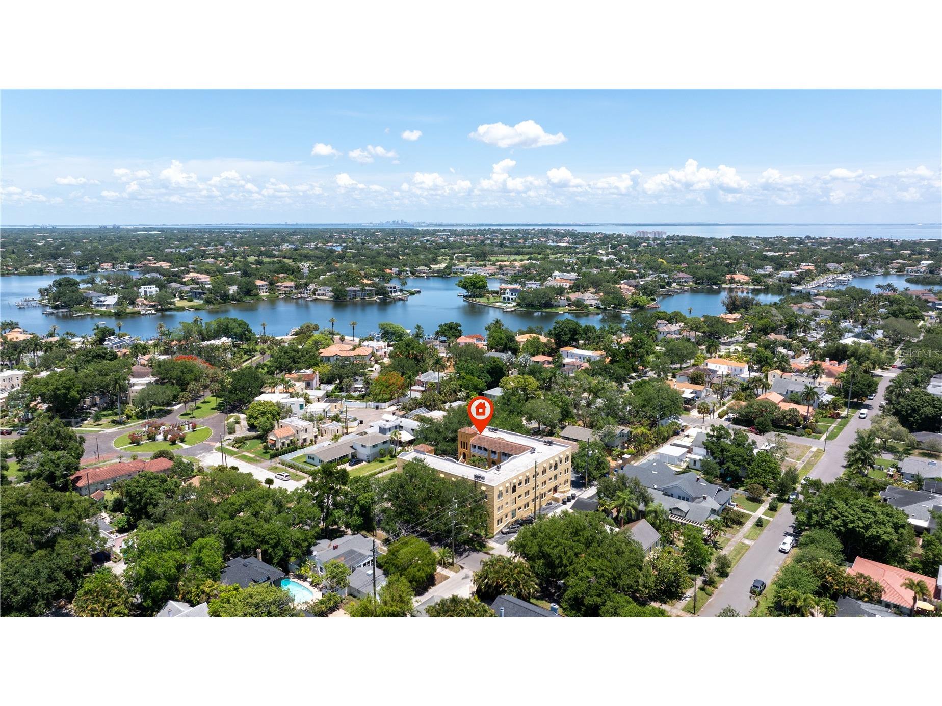 210 22nd Avenue NE #6 Saint Petersburg FL 33704 TB8508843 image4