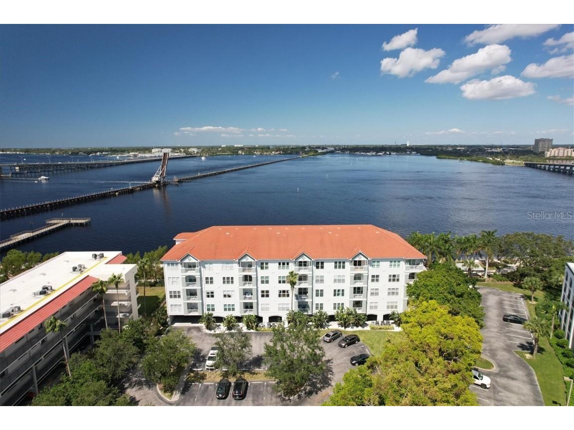 210 3rd Street W #8204 Bradenton FL 34205 - MANATEE RIVER A4639925 image1