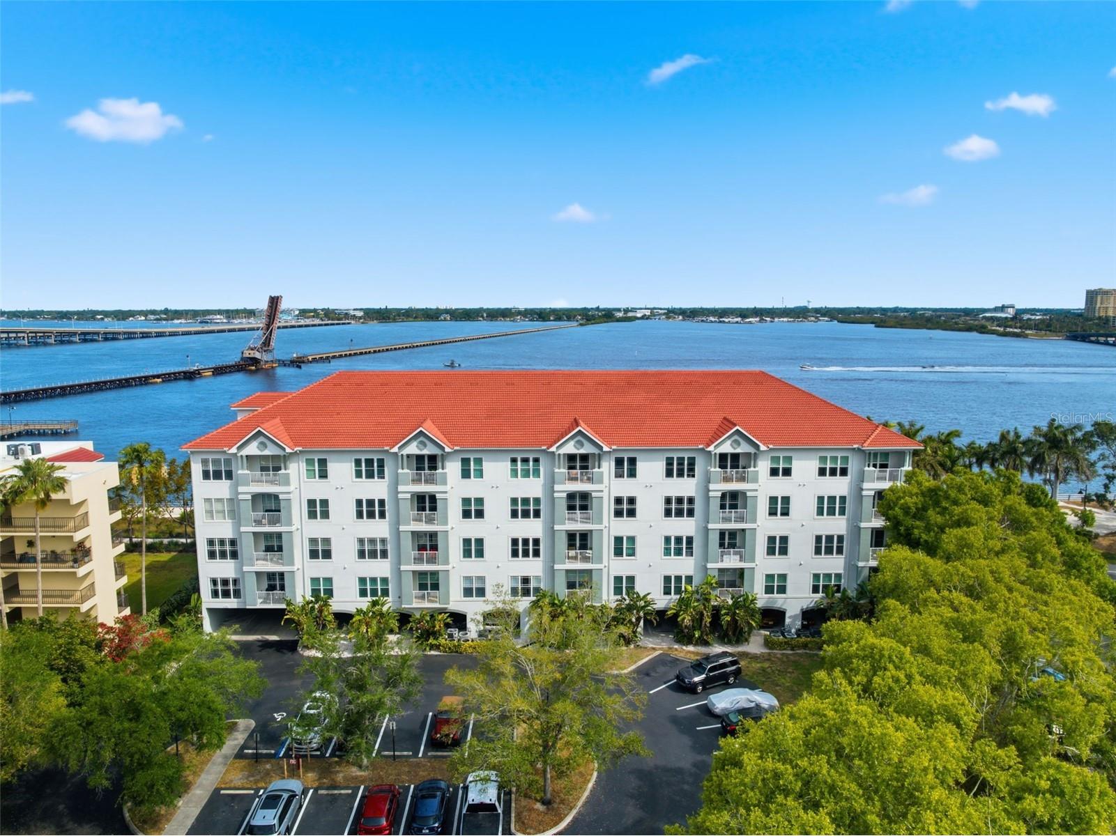 210 3rd Street W #8305 Bradenton FL 34205 - MANATEE RIVER TB8499416 image2