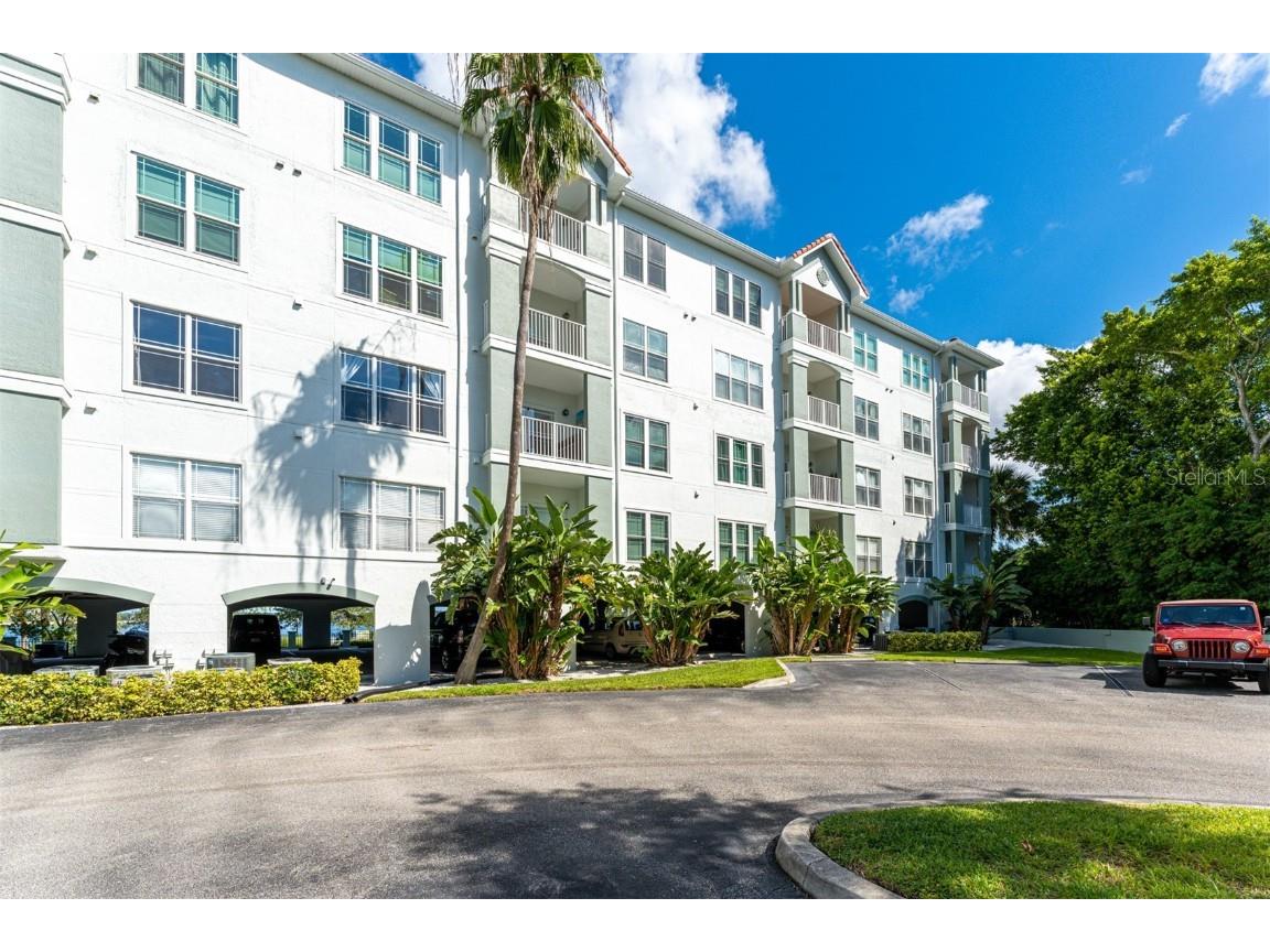 210 3rd Street W #8405 Bradenton FL 34205 - MANATEE RIVER A4548711 image1