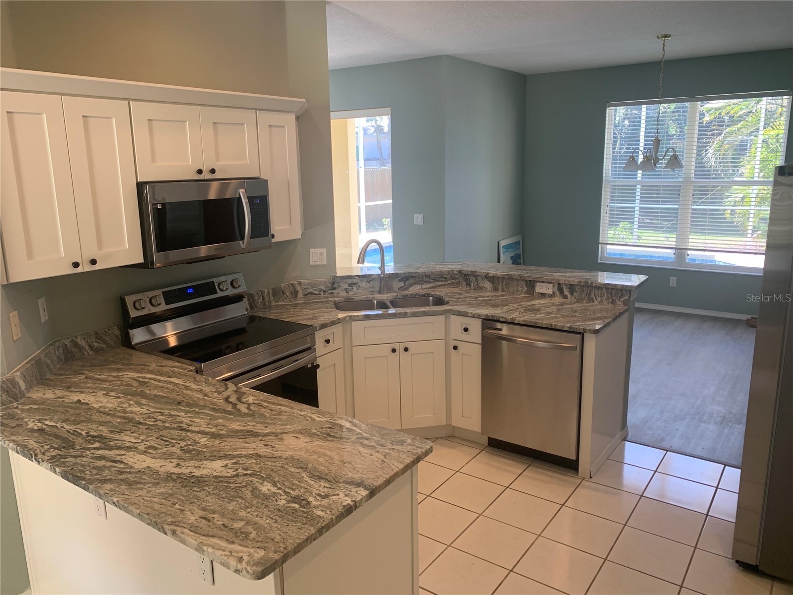 210 41st Street NE Bradenton FL 34208 A4690894 image8