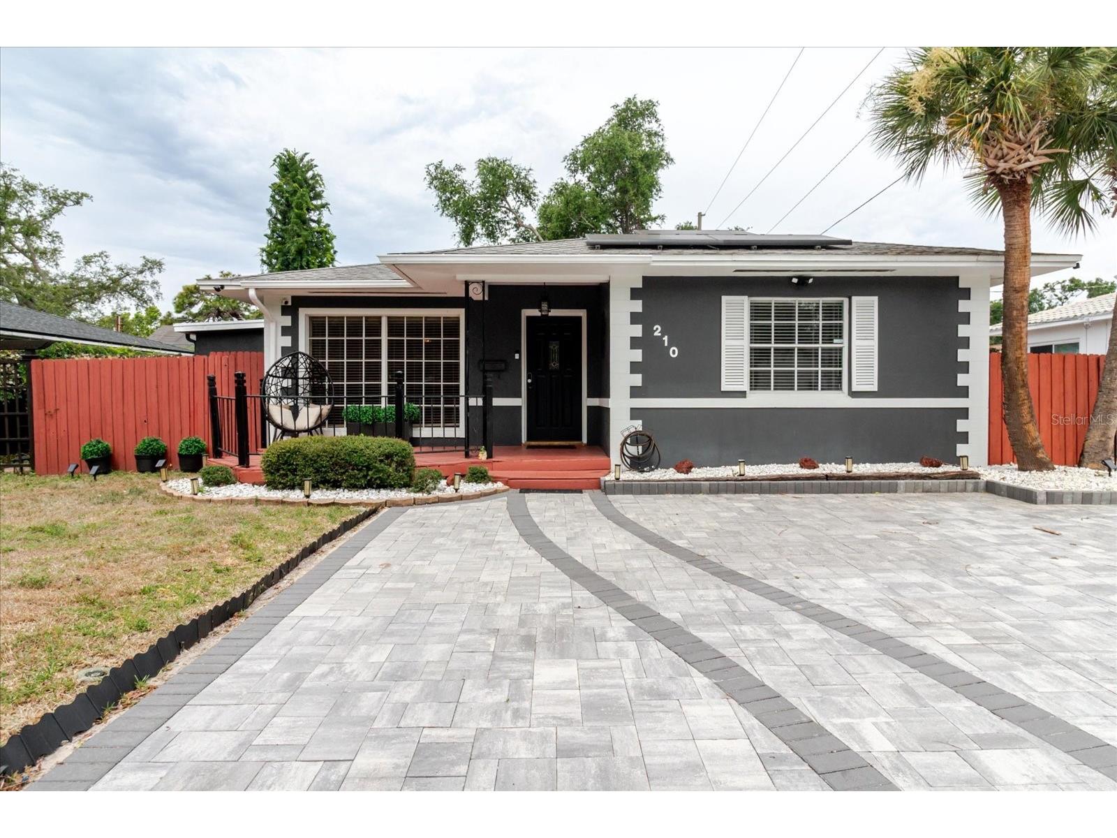 210 49th Street N Saint Petersburg FL 33710 TB8516656 image1