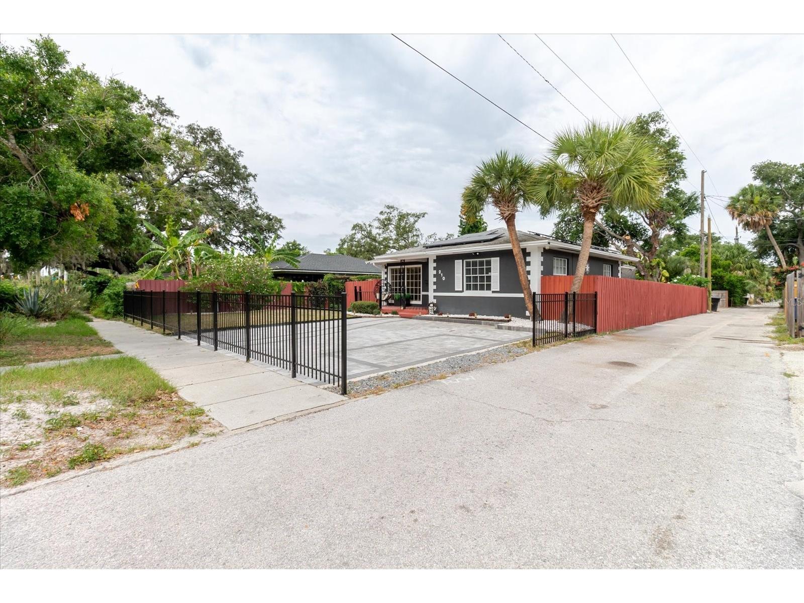 210 49th Street N Saint Petersburg FL 33710 TB8516656 image13